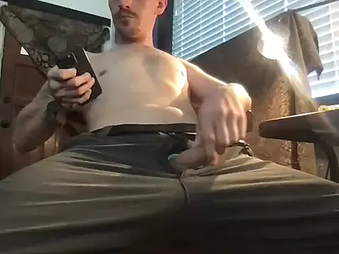 maataaan – webcam model profile photo Image 8