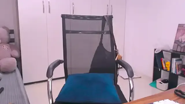 stefania_lerner – webcam model profile photo Image 14