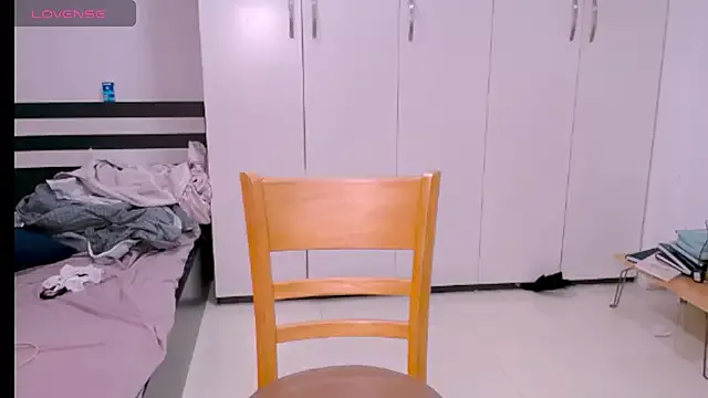 stefania_lerner – webcam model profile photo Image 6