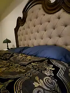 AshleyNess – webcam model profile photo Image 4