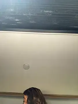 Yui-Ch – webcam model profile photo Image 14