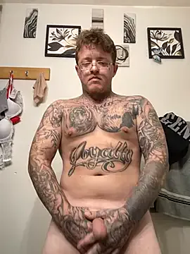 Zeefy – webcam model profile photo Image 2