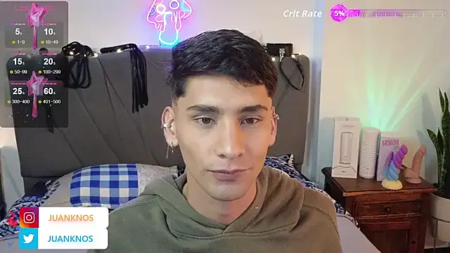 PumaShyXD – webcam model profile photo Image 17