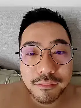  – webcam model profile photo Image 8