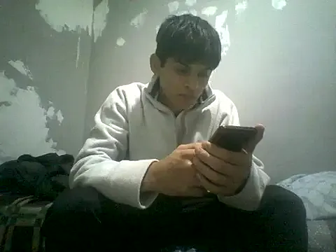 RollDolls – webcam model profile photo Image 4