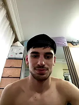 Rodrigues_Lucas – webcam model profile photo Image 2