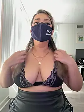AmeliaBrilliants – webcam model profile photo Image 2