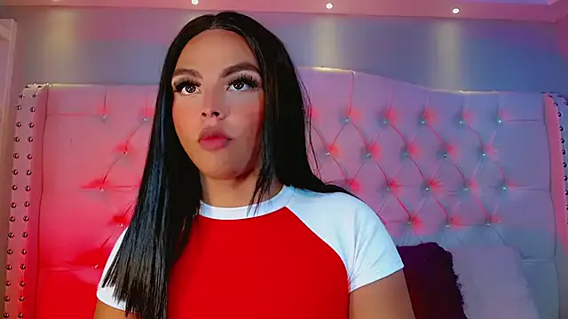 SpicySluts – webcam model profile photo Image 3