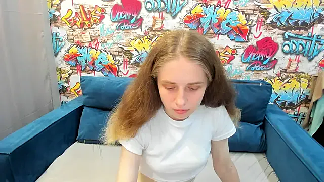 EvieEvans – webcam model profile photo Image 2