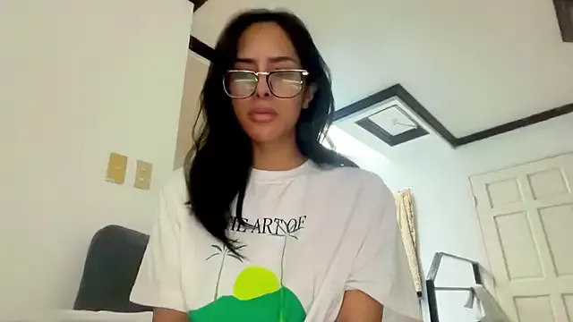 Strongqueen – webcam model profile photo Image 6