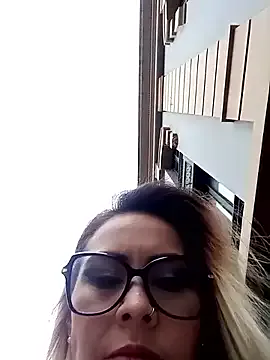 IvettePrice – webcam model profile photo Image 14