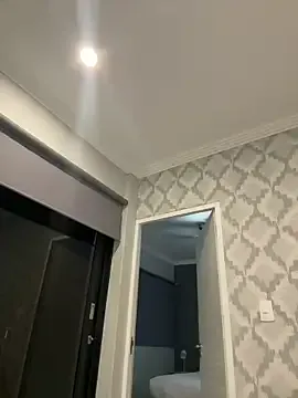 Your_Honeey – webcam model profile photo Image 10