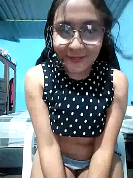 Mia--meow – webcam model profile photo Image 3