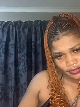 _Alicee_1 – webcam model profile photo Image 16