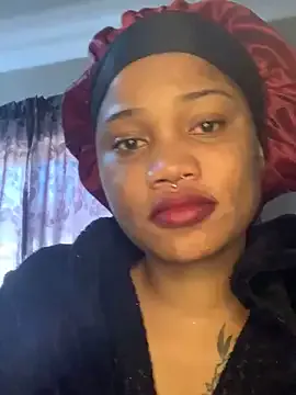 _Alicee_1 – webcam model profile photo Image 7