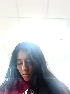 Carolina_Novoa – webcam model profile photo Image 4