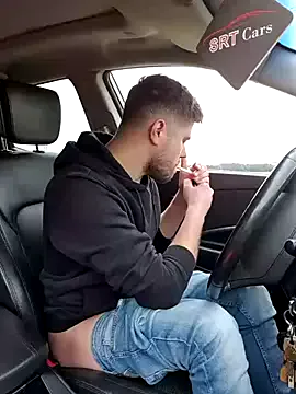 roouse – webcam model profile photo Image 3