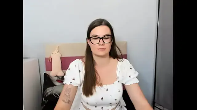 OrianaRossy – webcam model profile photo Image 9