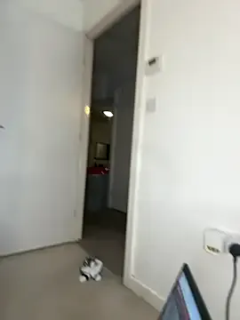 InesMoore – webcam model profile photo Image 4