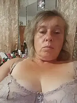 alicee16 – webcam model profile photo Image 10