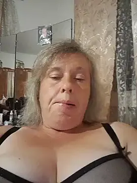 alicee16 – webcam model profile photo Image 9