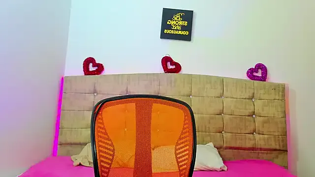 Humsafar-HDX-13 – webcam model profile photo Image 12