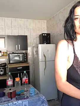 IsabelaGuerra – webcam model profile photo Image 13