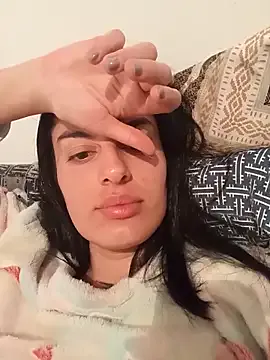 IsabelaGuerra – webcam model profile photo Image 6