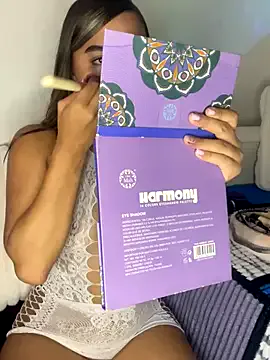 Andrea – webcam model profile photo Image 6