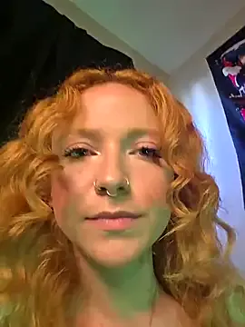 _Alice_1 – webcam model profile photo Image 4