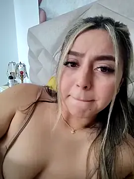 Sofiyaa_39 – webcam model profile photo Image 7