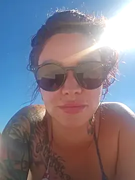 zui_lu – webcam model profile photo Image 19