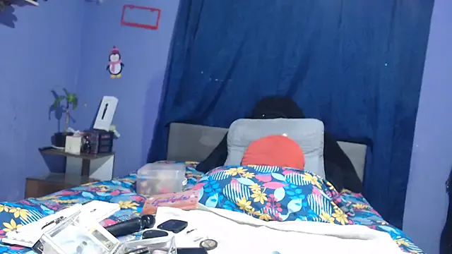 HotBella- – webcam model profile photo Image 8