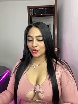 Mia--meow – webcam model profile photo Image 17