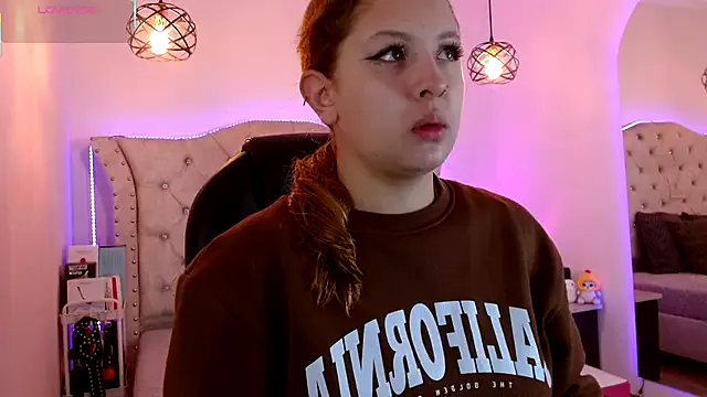 FariBanxOfficial – webcam model profile photo Image 4