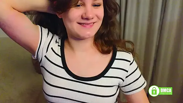 Charlotte_wow – webcam model profile photo