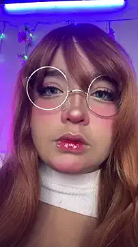 maataaan – webcam model profile photo Image 18