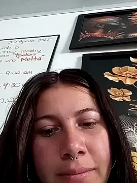 JuliCarter – webcam model profile photo Image 10