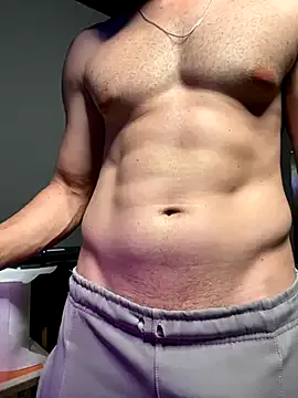  – webcam model profile photo Image 18