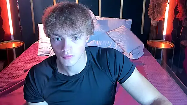 Yui-Ch – webcam model profile photo Image 3