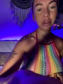 Bllowjoyy – webcam model profile photo Image 4