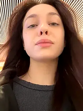 clarachanelricek – webcam model profile photo Image 7