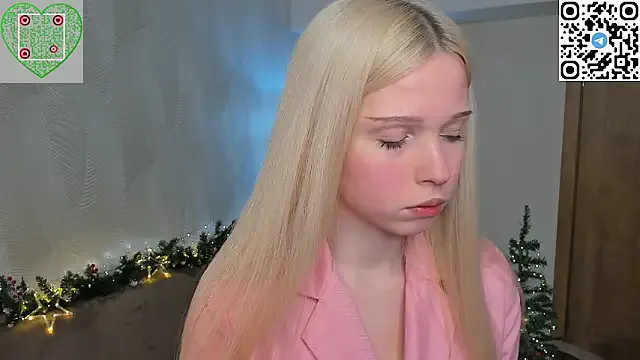 AliceFortuna – webcam model profile photo Image 15