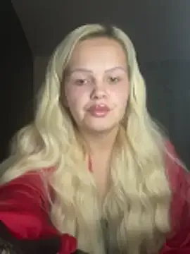 Mia--meow – webcam model profile photo Image 2