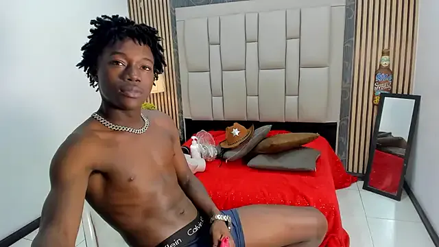  – webcam model profile photo Image 6