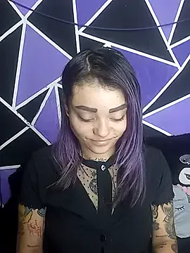 AnnaAurikas – webcam model profile photo Image 14