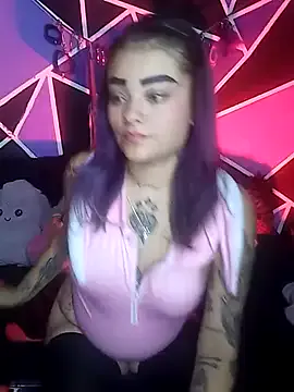 AnnaAurikas – webcam model profile photo Image 15