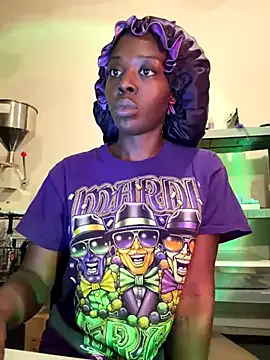 Yui-Ch – webcam model profile photo Image 9