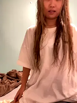 xoxo_sol – webcam model profile photo Image 13