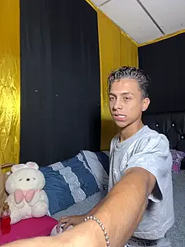 CleoLangley – webcam model profile photo Image 19